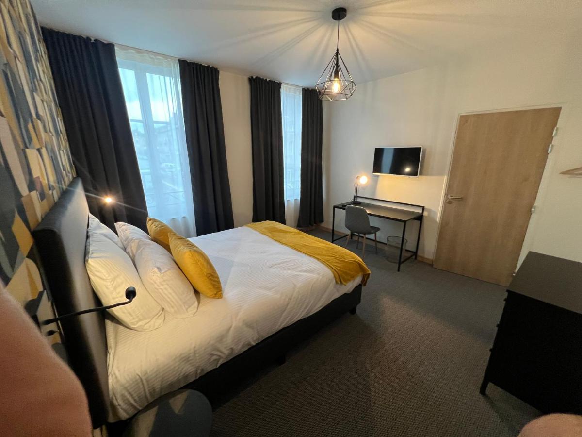 Bed and Breakfast La Grande-Ourse Шарлевіль-Мезьєр Екстер'єр фото
